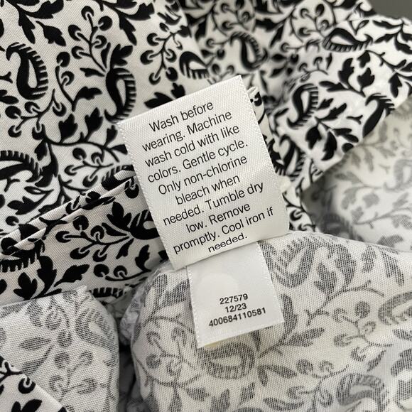 Croft & Barrow Button Up Shirt Plus Size 1X Black White Paisley Preppy Career - Picture 11 of 14